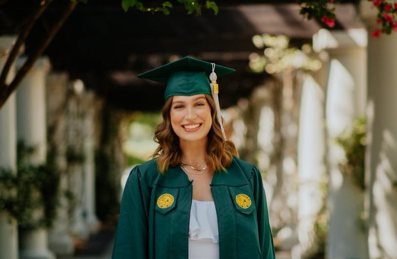 Купить диплом с занесением в реестр России быстро